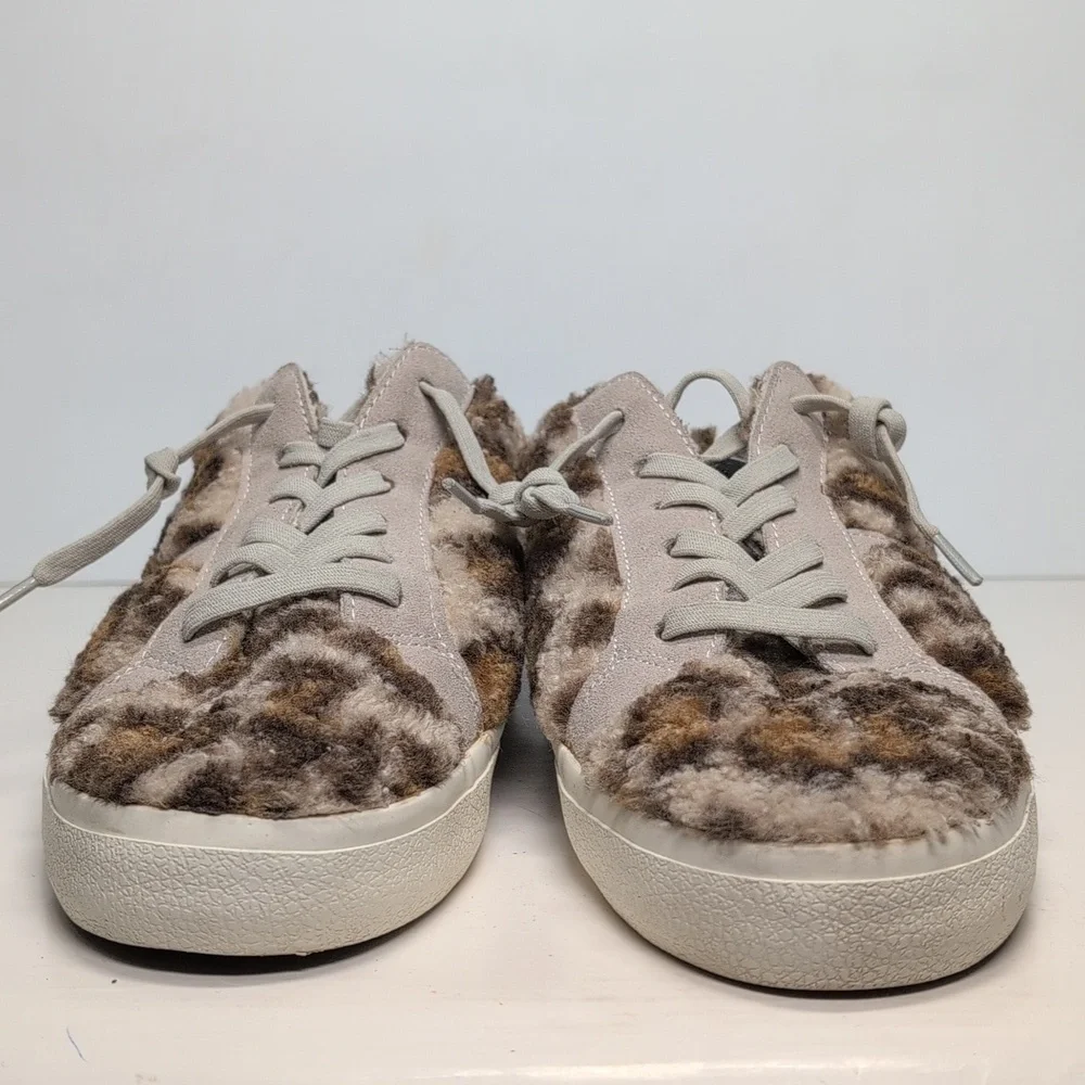 Vintage Havana Tan and Cream Faux Fur slip on Sneakers womans size 8.5